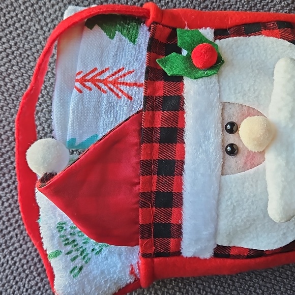 HOLIDAY KITCHEN HAND TOWELS - Picture 3 of 11